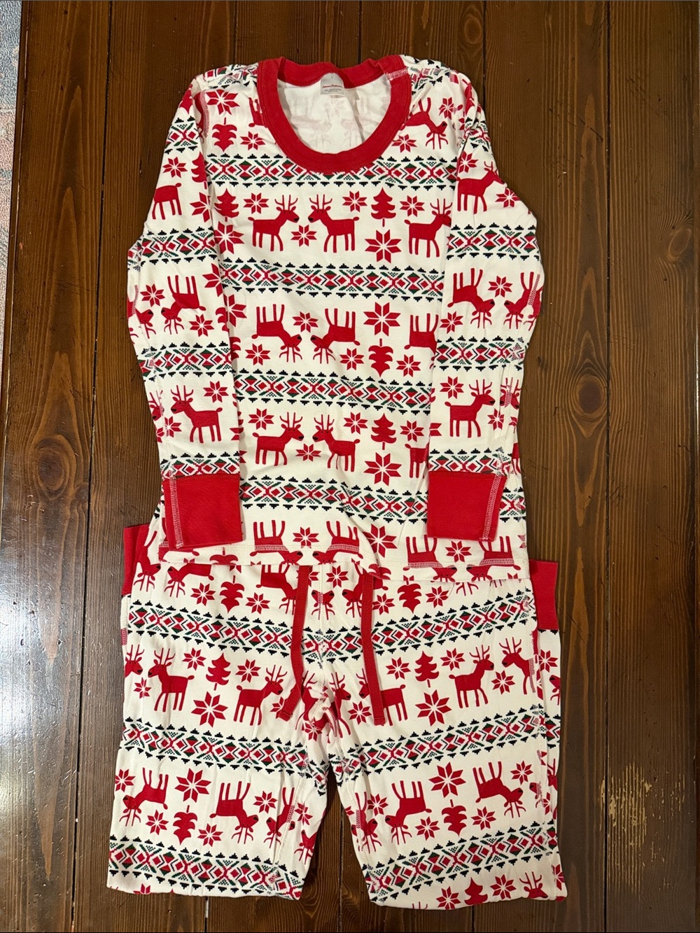 Red & Cream Holiday Reindeer Two-Piece Pajama Set